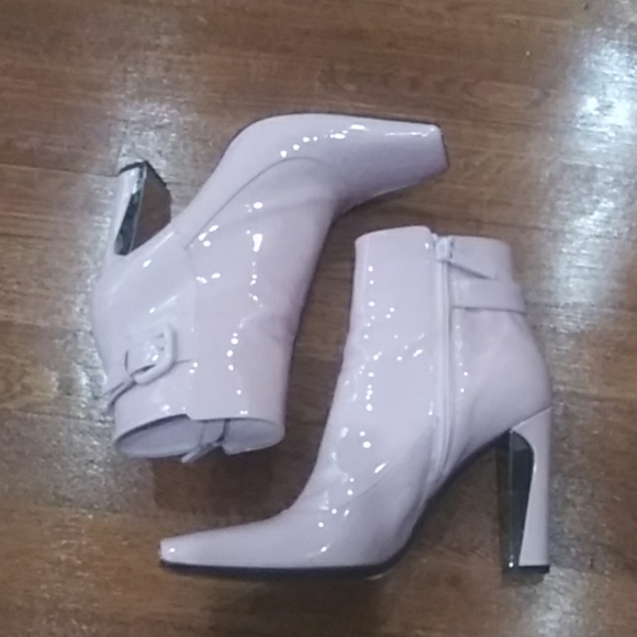 Louis Vuitton Shoes - Louis Vuitton pink patent boots